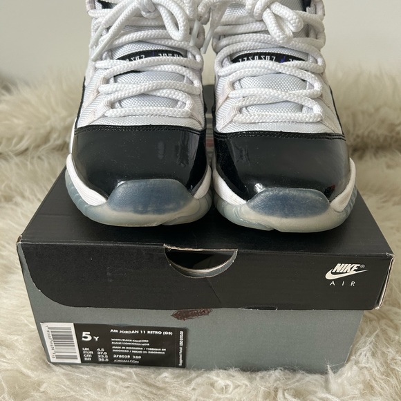 Jordan 11’s - Concord - Picture 6 of 6